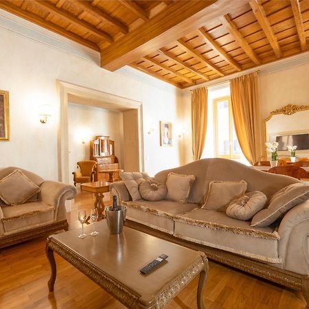 Pantheon Suites In Rome Exterior photo