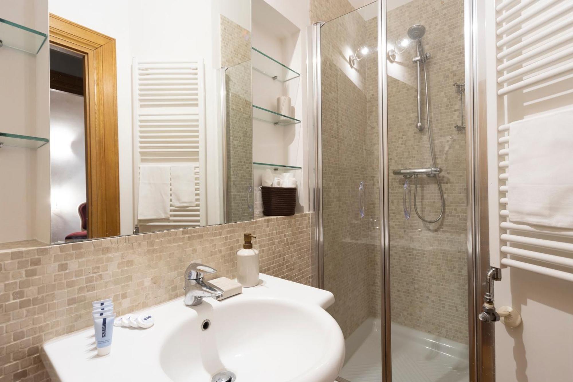 Pantheon Suites In Rome Exterior photo